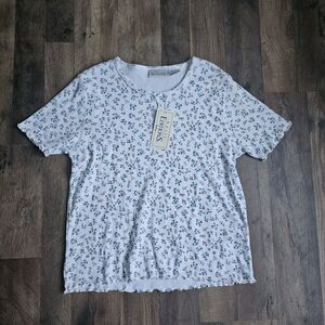 Basic Editions LARGE Cotton White Blue Floral Ditsy Print T-Shirt Cottagecore